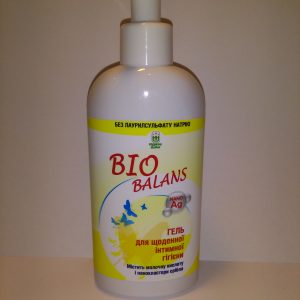 Натуральная косметика для интимной гигиены Гель Био Баланс с момлочной кислотой и нанокластерами серебра, без лаурисульфату